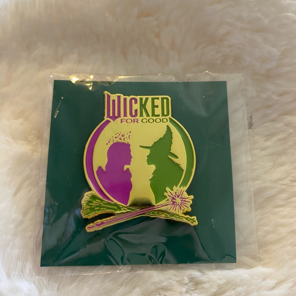 Wicked For Good Limited edition pin -2025 For Good trailer premiere